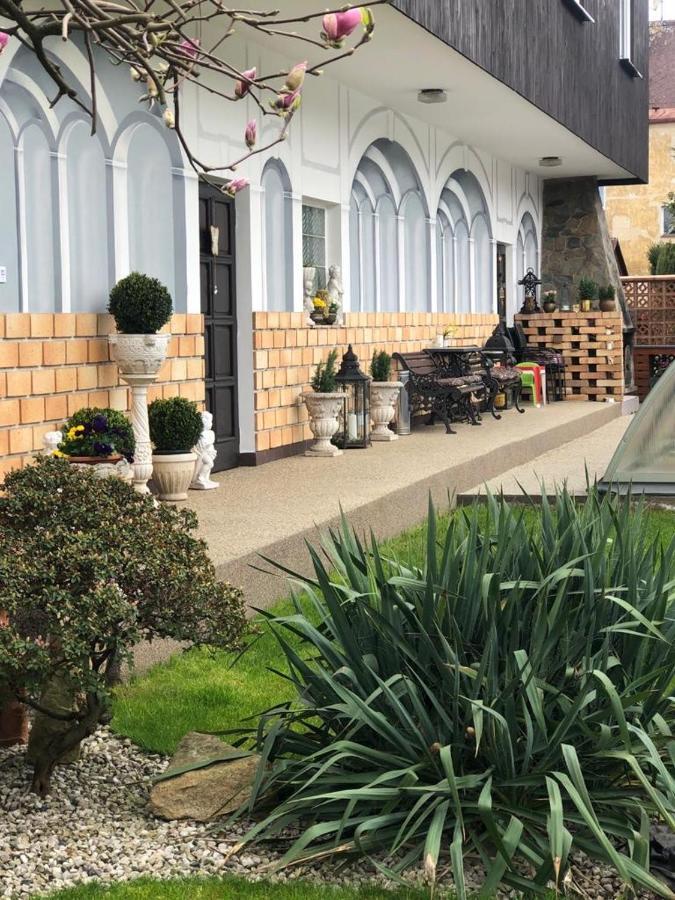 Apartmány Karlovy Vary Exterior foto